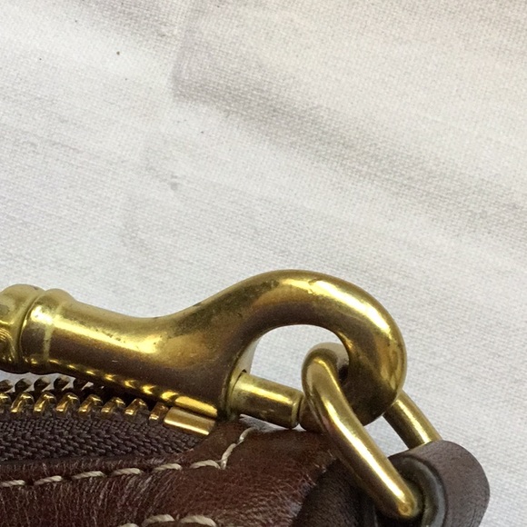 GUC Coach Crossbody Bag - Picture 6 of 8